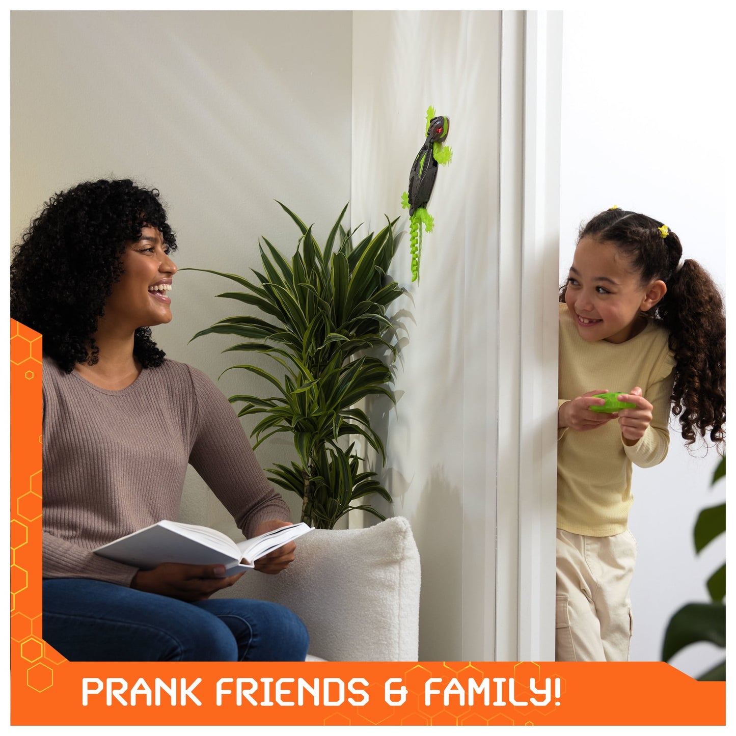 HEX BOTS Wallcrawler Gecko RC Robot Toy for Kids, Climbs Walls!